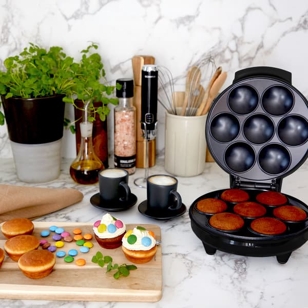 Muffin Maker Ceramic 7 Muffins 700W MM400 Sort