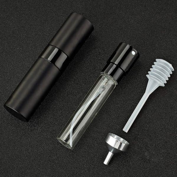 Liten refill sprayflaska för parfym 8 ml Black