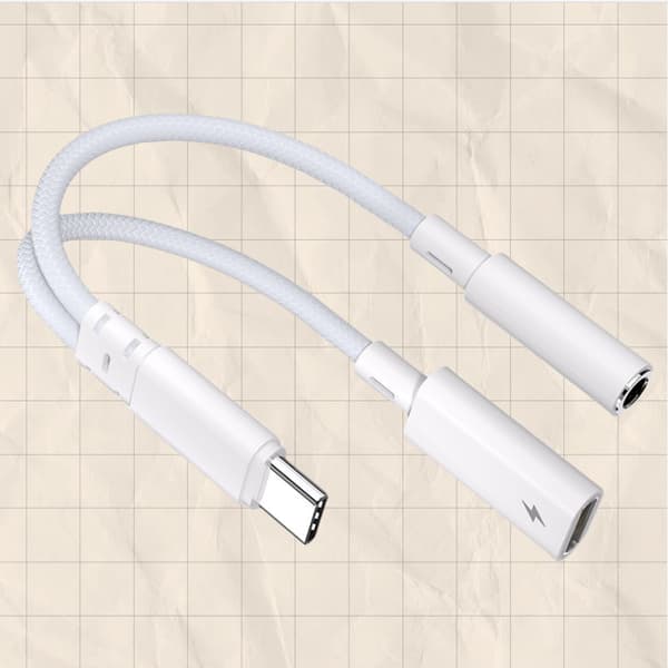 AA10-B2P15 USB-C til 3,5 mm adapter med PD-lading