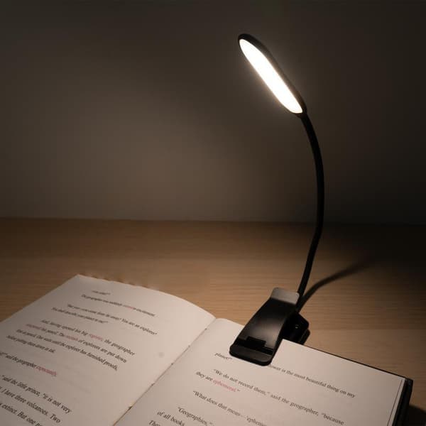 Leselampe med tre lysfarger og dimmer / Oppladbar leselampe