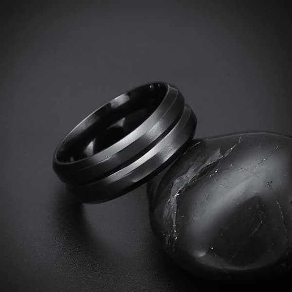 Elegant ring i rustfritt stål Black 18.2 mm