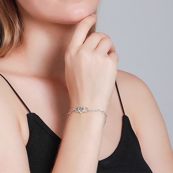 Armbånd med uendelighedssymbol og hjerte Silver