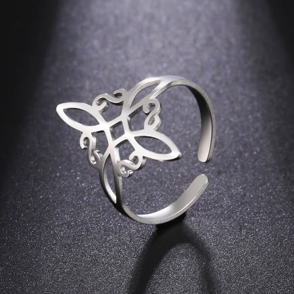 Stilfuld ring i rustfrit stål Silver