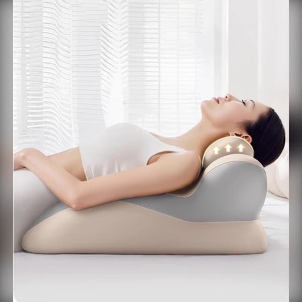 Multi-funksjonell Nattbord Nap Pute - Ergonomisk Design for Mage Sovende Beige