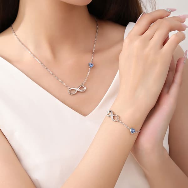 Infinity-armband med Hjärta Silver