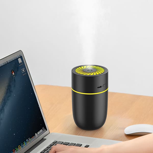 WT-009 Bil Luftfukter: USB Mini Stille Fargerikt Lys Black