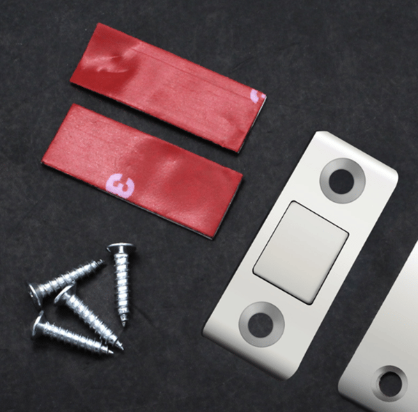 Magnetisk lås / usynlig magnetisk dørstopper, 2 stk. Silver