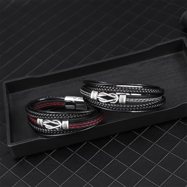 Flätat Läderarmband