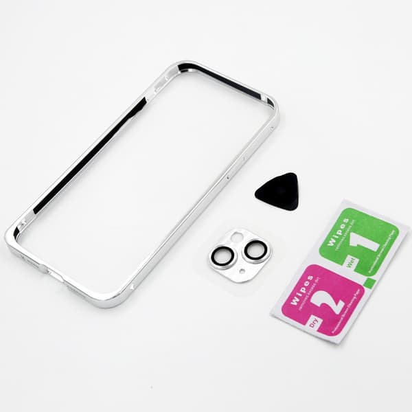 Stötfångarfodral i aluminiumlegering för iPhone 15 Plus Silver