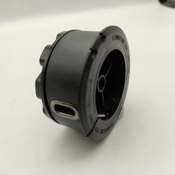 Reservespole med trimmertråd til Bosch Universal GrassCut 18-26 Black