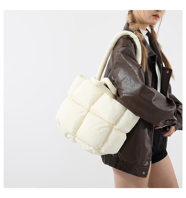 Stor puffer Tote Bag Skuldertaske White