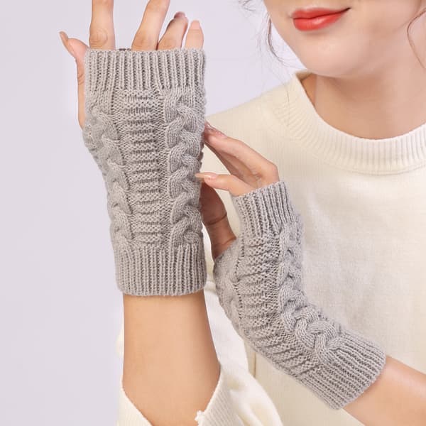 Strikkede halvfingerhandsker