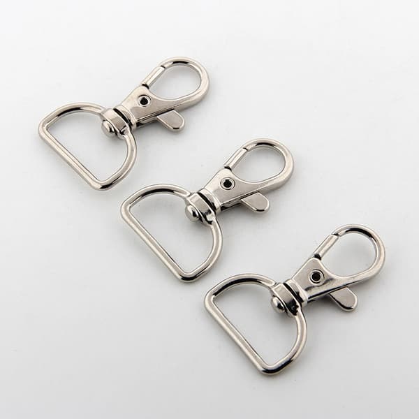 Vridbara Halvrunda Ringar med Karbinhake, 10 st Silver 2 cm