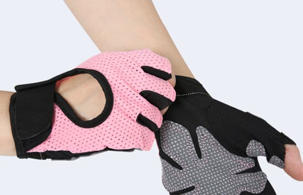 Träningshandskar med handledsstöd Pink M