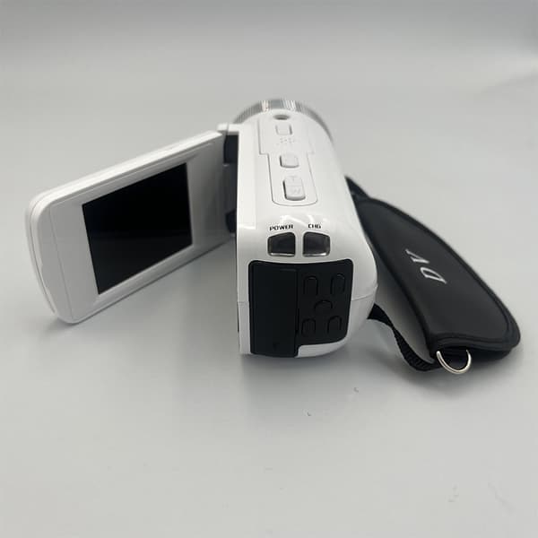 HD digitalkamera med vidvinkelobjektiv White