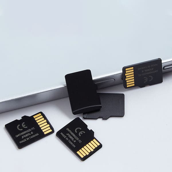 Micro SD -kortti kotelolla Black 64 GB