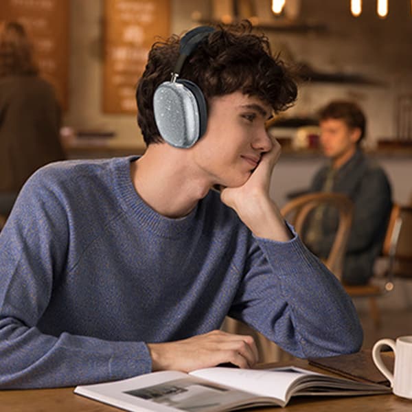 Läpinäkyvä kimalteleva TPU-kotelo AirPods Maxille