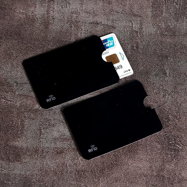 12 kpl RFID-suojataskuja korteille Black
