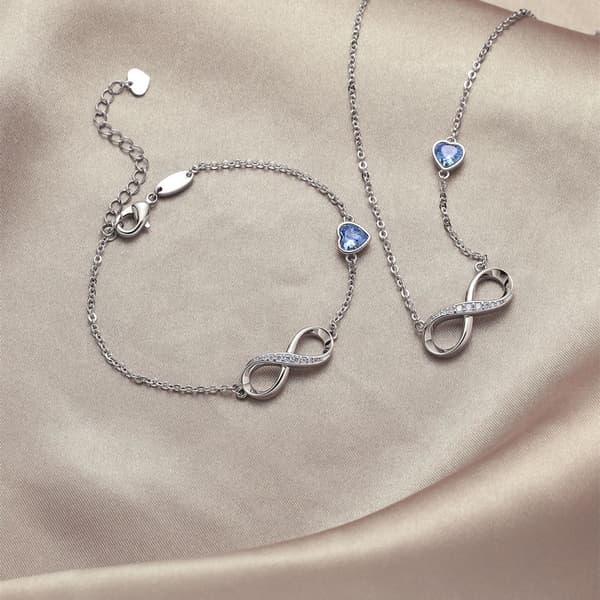 Infinity armbånd med hjerte Silver