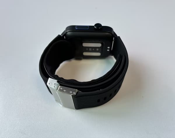 Älykello verenpainemittarilla Black
