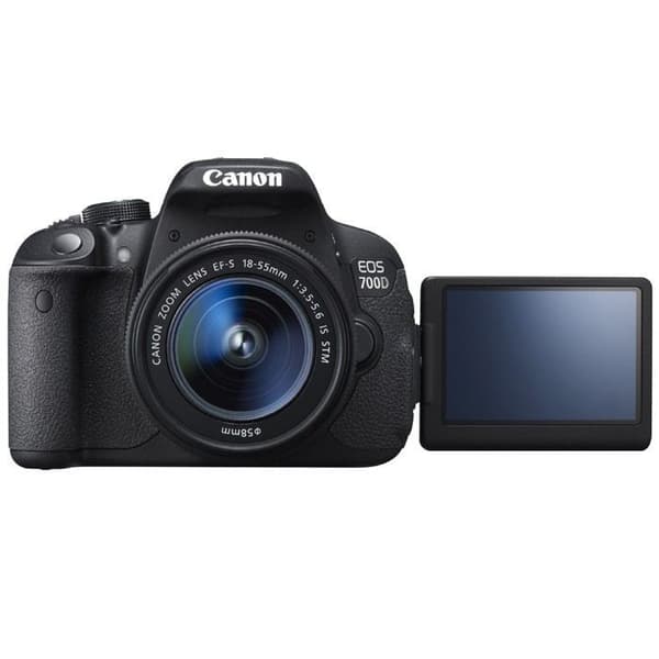 CANON EOS 700D Reflex + 18-55 IS STM