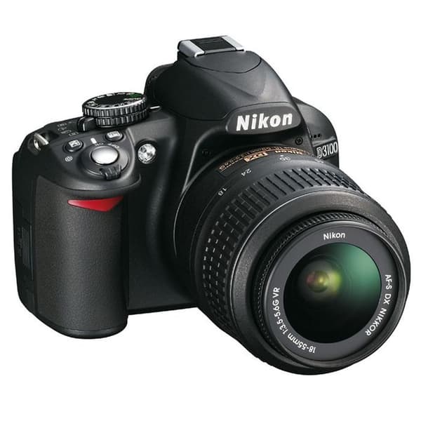 NIKON D3100 + AF-S DX 18-55 VR Reflex