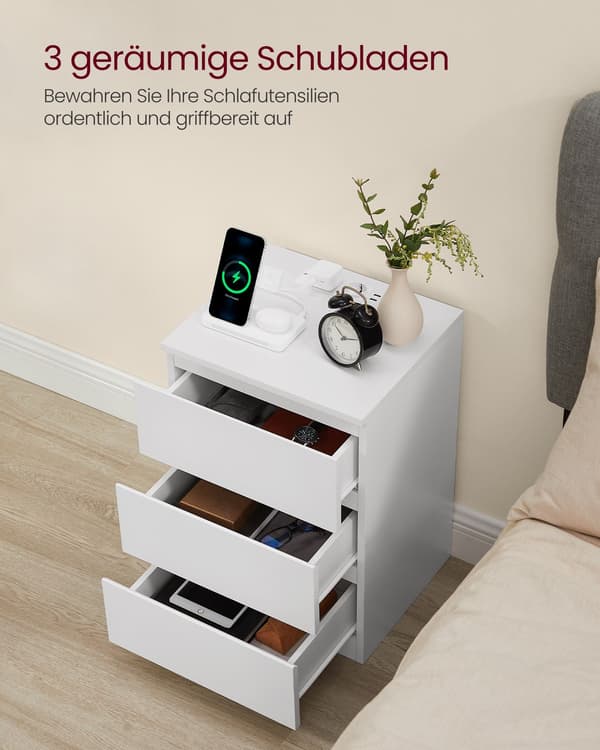 Sidebord med 2 stikkontakter til soveværelset Cloud White