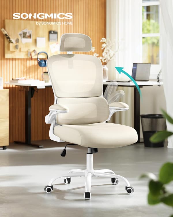 Kontorstol - ergonomisk med foldbare armlæn - beige