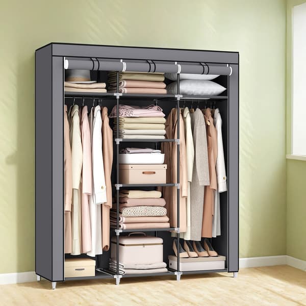 Garderobe - Rummelig og stilfuld - Grå