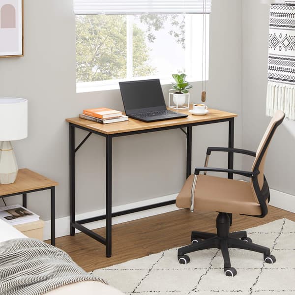 Työpöytä - tukeva metallirunko - musta