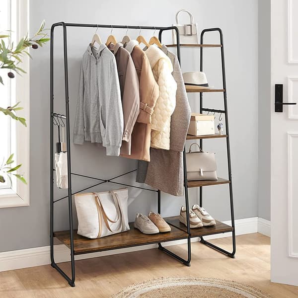 Garderobe - Elegant design med gardiner - Sort