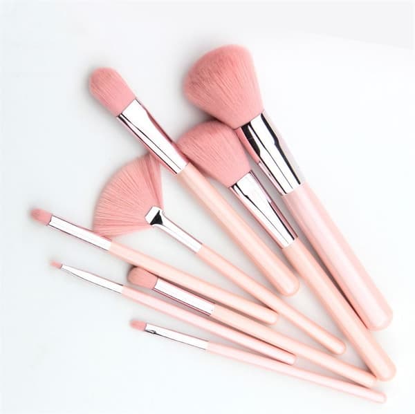 Technique PRO Essential Face Collection - 8-osainen meikkisivellinsetti