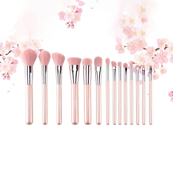 Technique PRO Essential Face Collection - 8-osainen meikkisivellinsetti