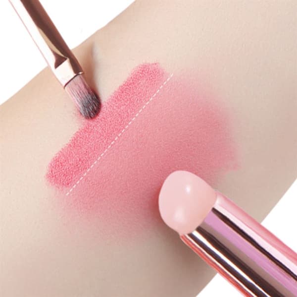 Technique PRO silikonbørste til lepper og concealer