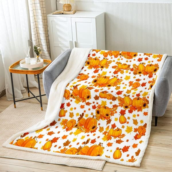 Fleecetæppe gult | 229x229cm | græskar motiv | polyester | mikrofiber
