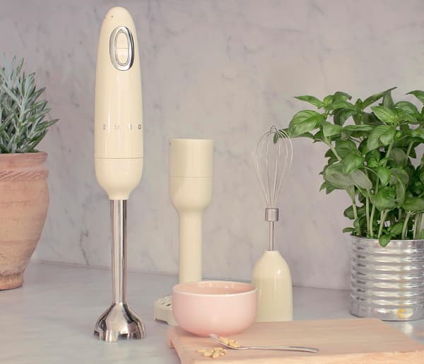 Håndmixer sort | 700W motor | Flowblend-teknologi | rustfrit stål