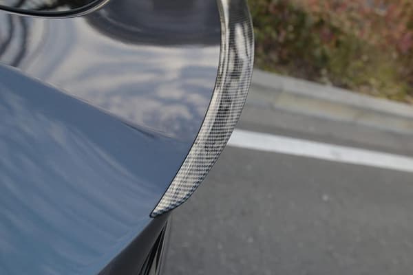 Bakspoiler Tesla Model Y | kolfiberlook | ABS-plast | aerodynamisk