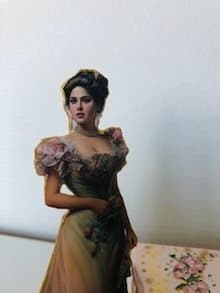 Victorian Lady, Håndlaget i papir