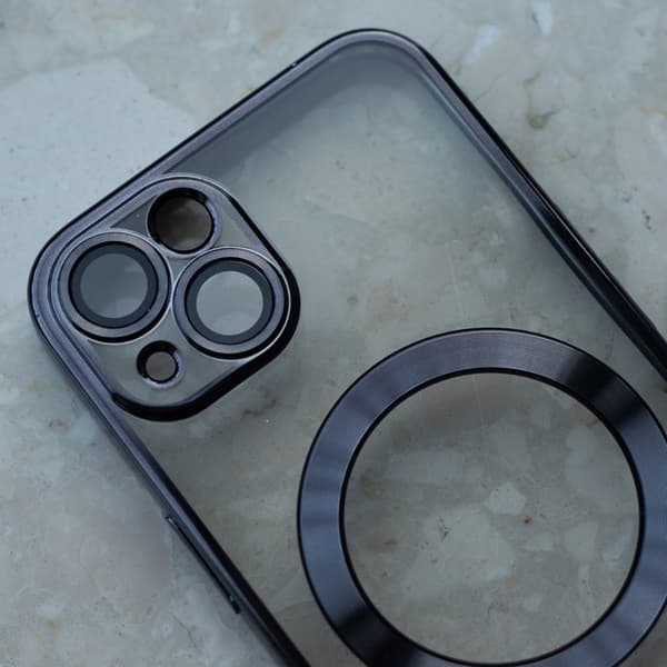 iPhone 18 Pro / iPhone 17 Pro - MagSafe-kompatibelt Chrome Cover - Sort