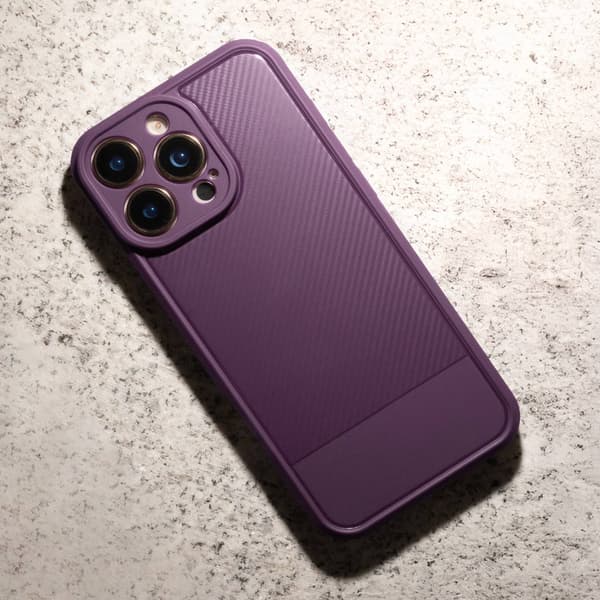 iPhone 16 Pro Max - Fleksibelt Carbon Blødt TPU Cover - Lilla