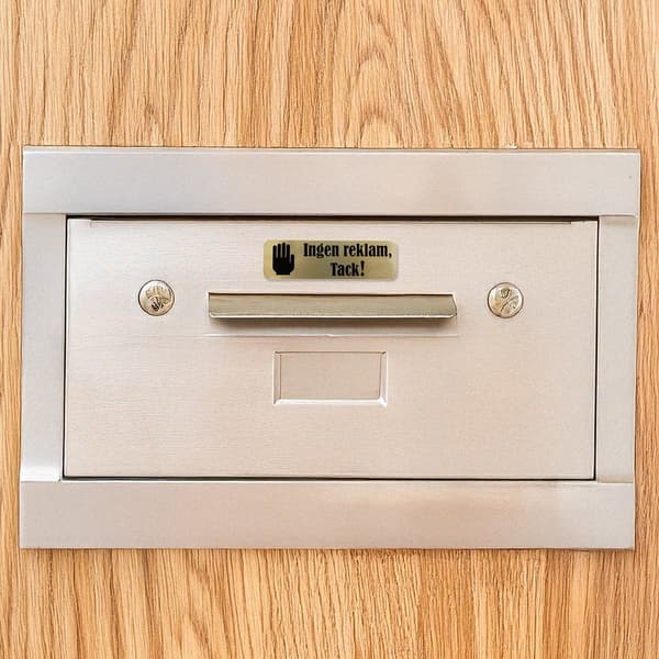 Skylt ´´Ingen reklam, tack!´´ Guld - 30 x 100mm