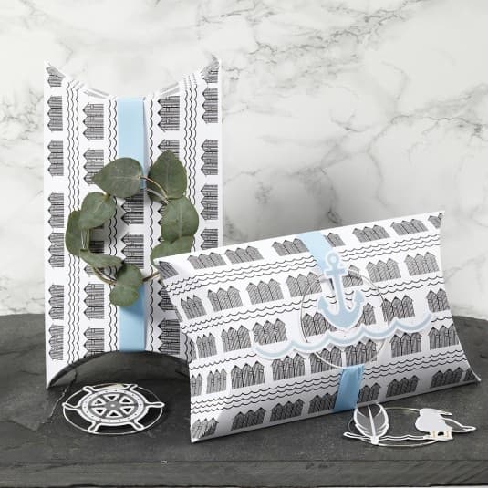 Presentaskar Pillow Box 3 st - Black House - 24 x 15 cm