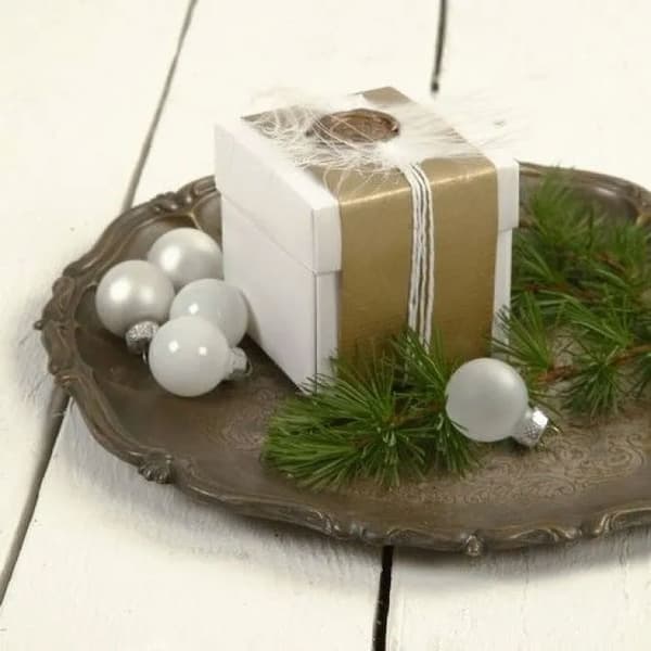 Presentpapper Guld - 5 meter - Bredd: 50 cm