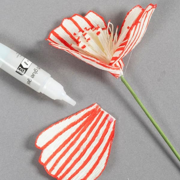 Mini DIY Kit - Kräppblommor - Fantasifull Blomster