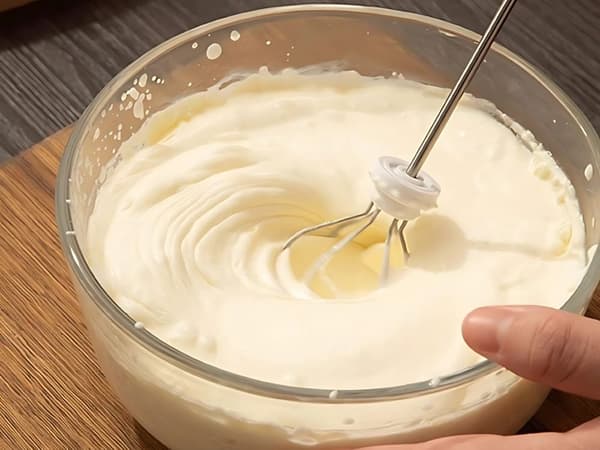 Visp USB - Trådløs visp for egg og baking