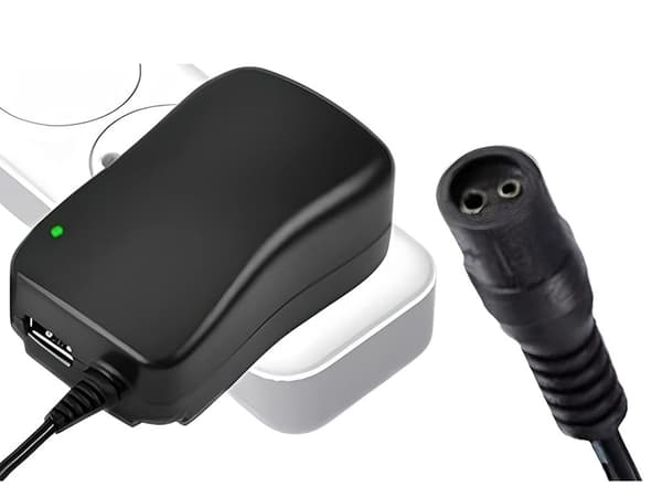 Universal strømadapter justerbar 3V–12V 6 stik