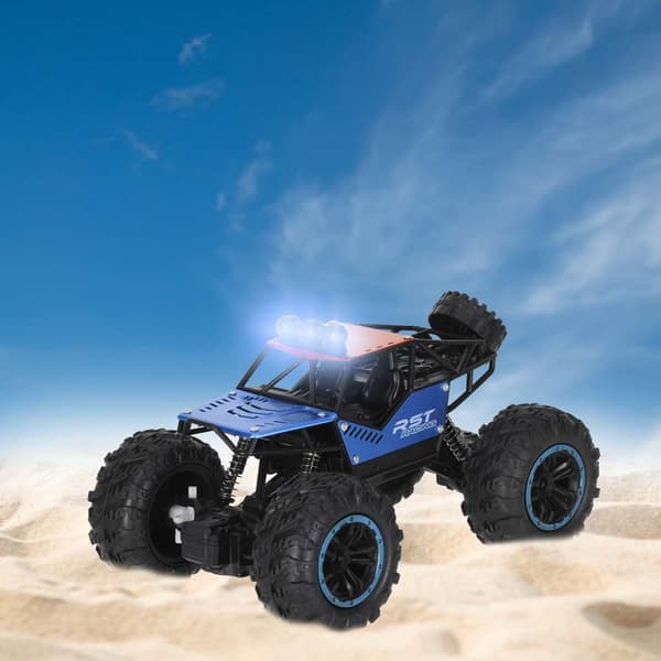 RC-maastoauto kiipeävä rover