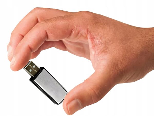 USB Lydopptaker 8GB – Minneplugg og Diktafon