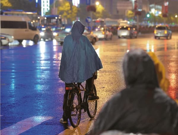 Sadeponcho kestävä vaaleansininen