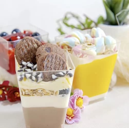 Firkantede plastbeger til mousse og dessert – 160 ml- 150-Pak